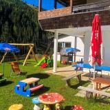 Kinder- und Familienhotel Nockalm, Bild 8