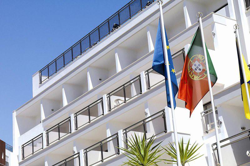 3 Sterne Hotel: Carvi Beach Hotel - Lagos, Algarve