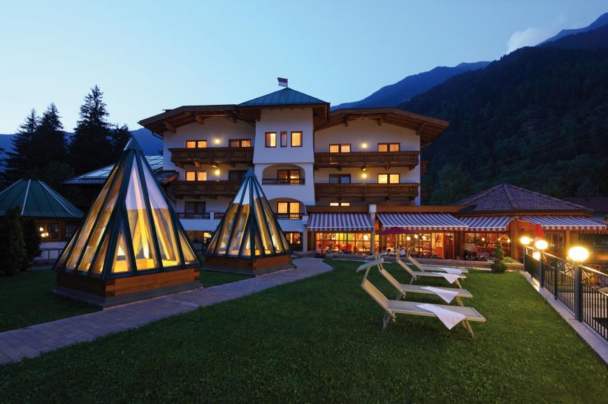 4 Sterne Familienhotel: Aktivhotel Waldhof - Ötz, Tirol