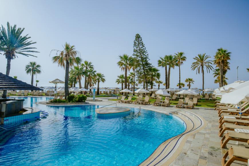 5 Sterne Familienhotel: The Golden Bay Beach - Larnaca, Larnaka