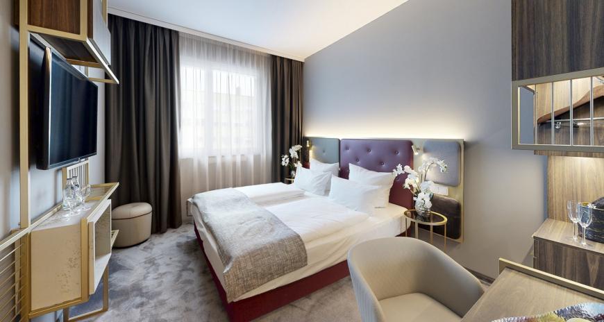 4 Sterne Hotel: PLAZA Premium München - München, Bayern